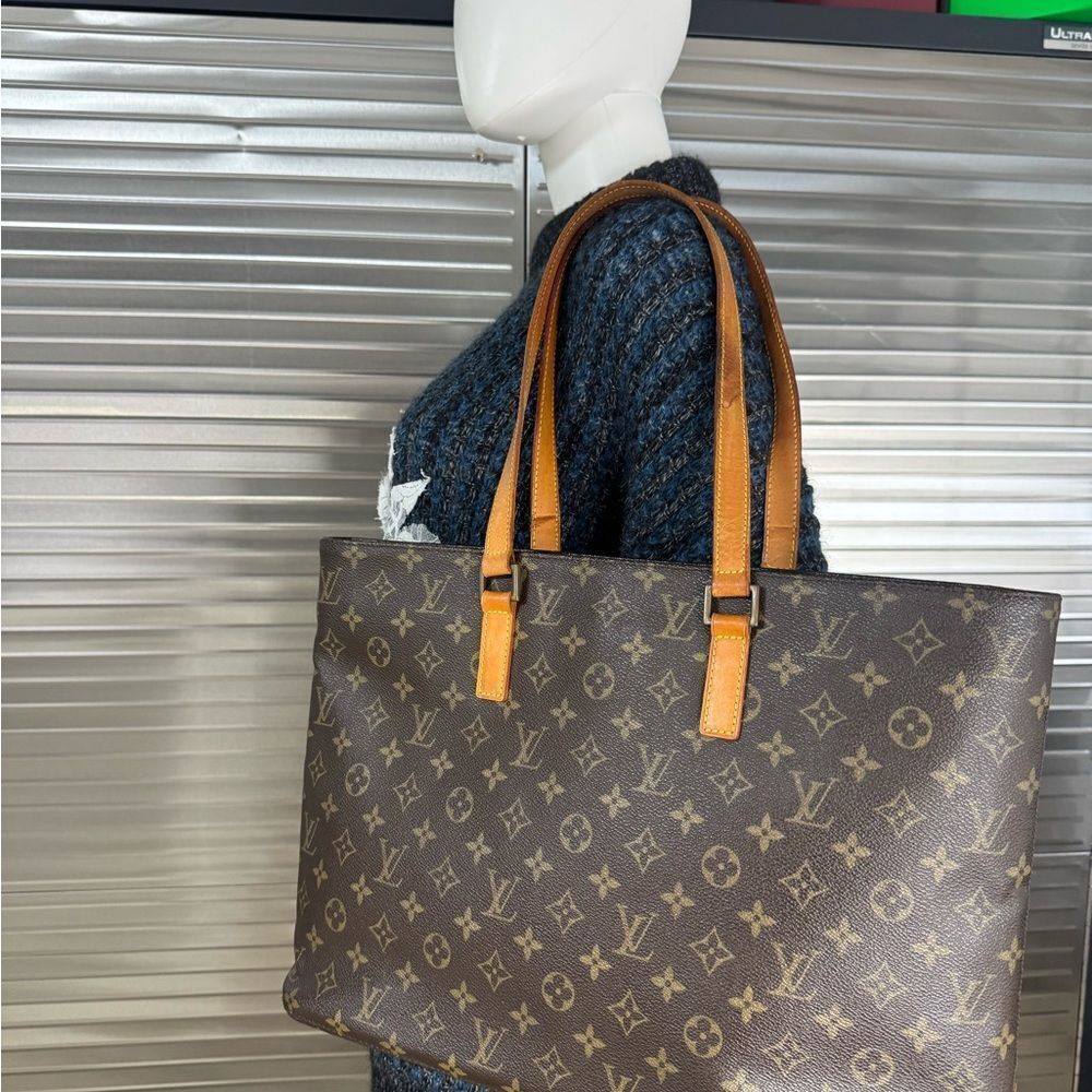 Louis Vuitton Luco Monogram Large Vintage Tote - Picture 16 of 16